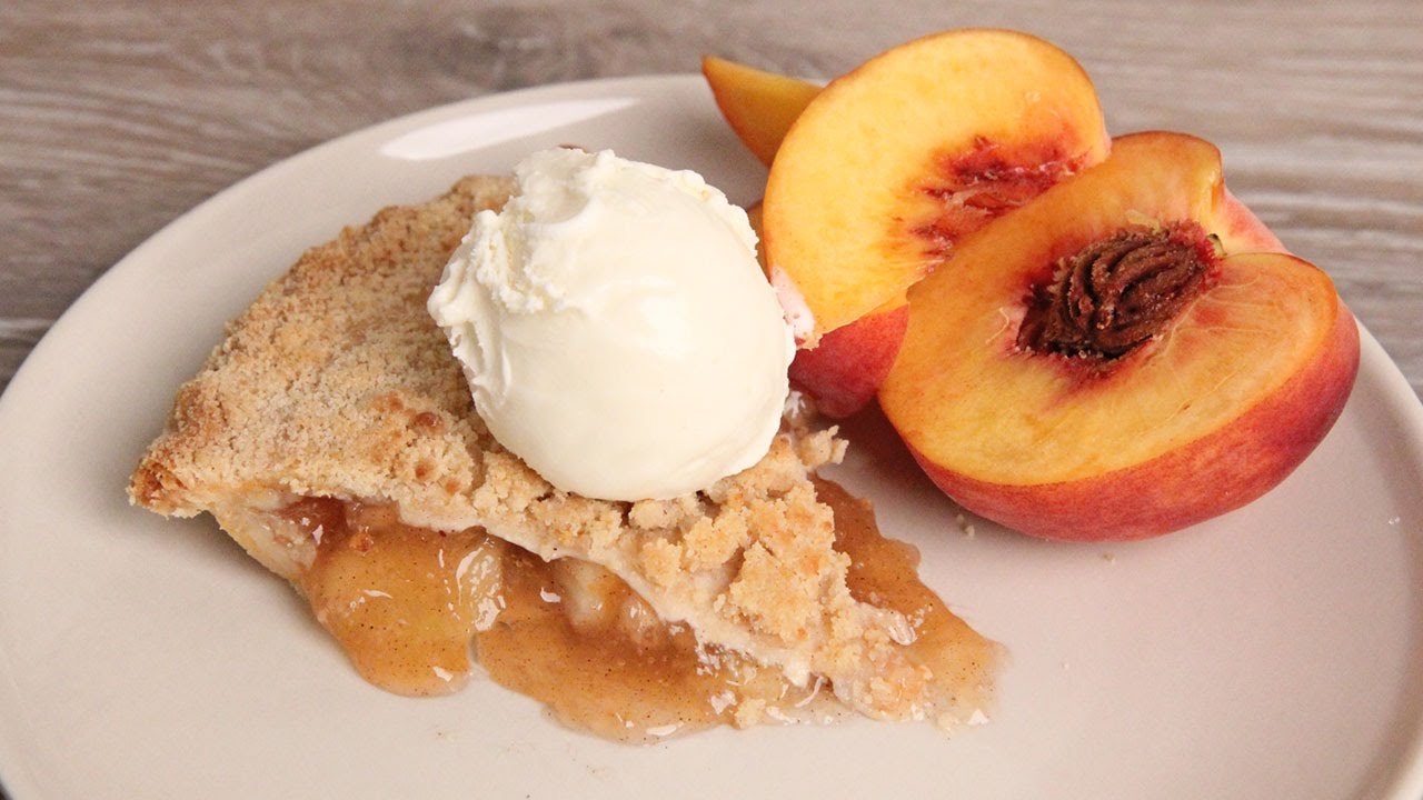 Peach Crumble Pie: A Delicious Summer Dessert